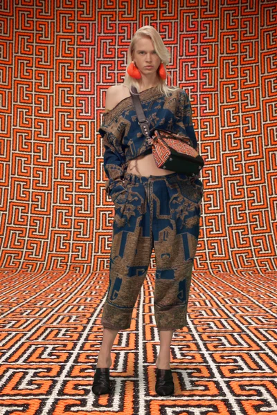 Look 21